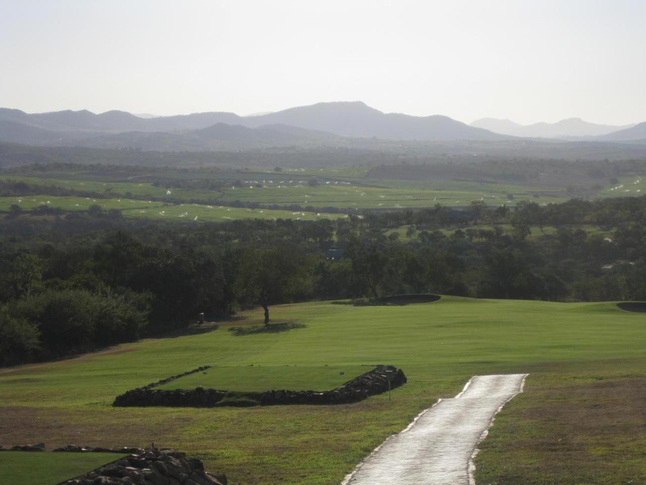 Nkonyeni Lodge & Golf Estate Ngwempisi Ngoại thất bức ảnh